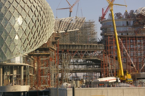 Recent RMD Kwikform projects include the Yas Hotel in Abu Dhabi, which boasts the most innovative and challenging grid-shell shroud support system the world has ever seen. Designed using specially developed 3D software, the heavy-duty Megashor system was used to support 911 node points required for the installation of a landmark steel ladder and glass paneled shroud structure covering The Yas Hotel. When RMD Kwikform Middle East was awarded the contract to support a new 217-metre grid-shell shroud - an expanse of sweeping, curvilinear forms, constructed of steel and 5,096 pivoting diamond-shaped glass panels - the business took on one of the most innovative and exciting structures in the world. 